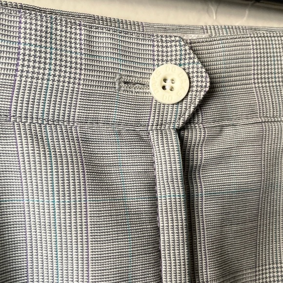 DAKS Houndstooth Plaid Pencil Skirt With Attached Slip | XSmall - Picture 4 of 11